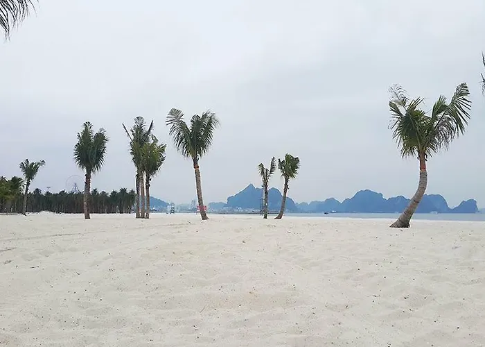 Asahi Luxstay - Bayview 3br * Hạ Long