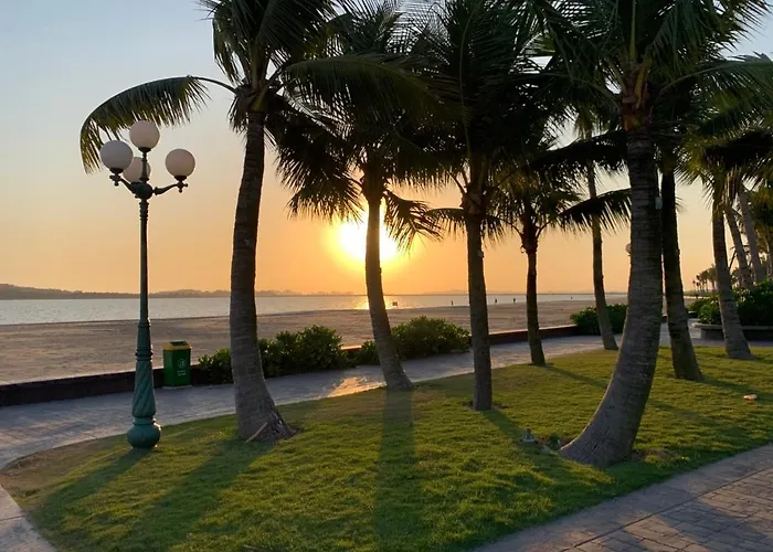 Căn hộ Asahi Luxstay - Bayview 3br Hạ Long