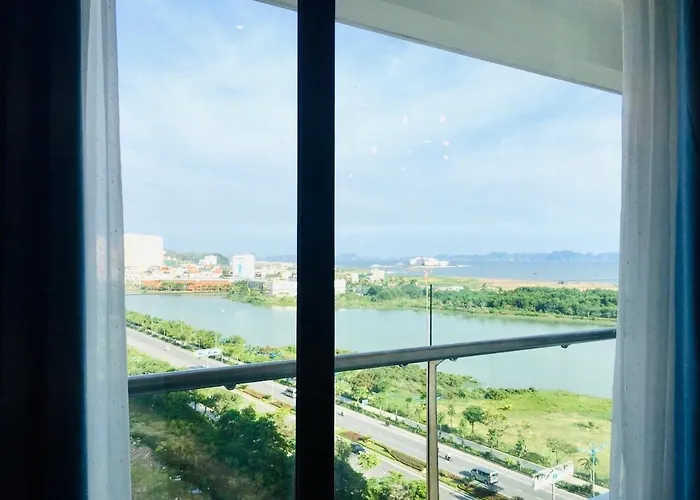 Asahi Luxstay - Bayview 3br * Hạ Long